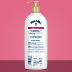 Aplicación suave con Gold Bond Diabetic Lotion, absorción rápida sin grasa.