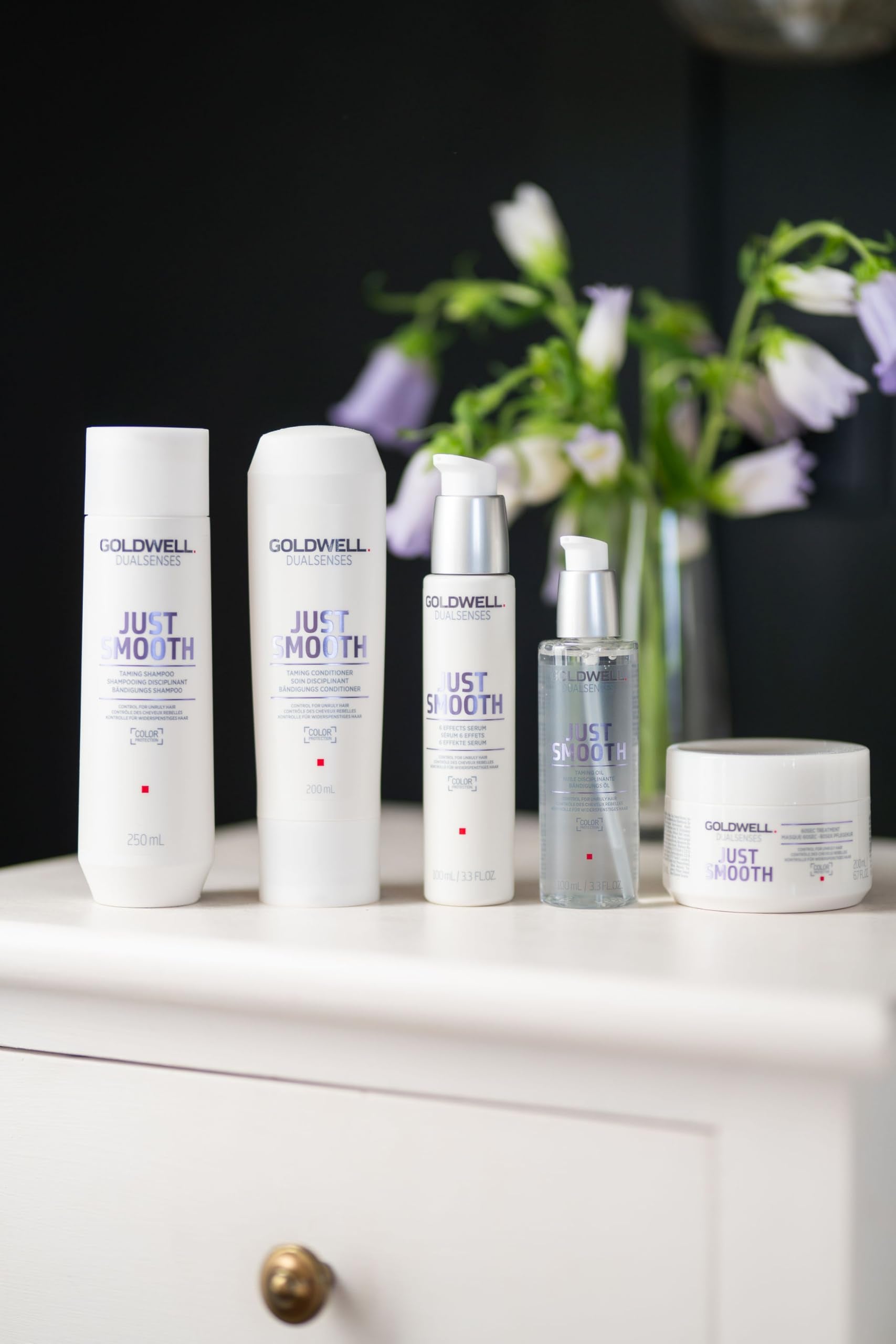 Goldwell Dualsenses Just Smooth silky hair with shine