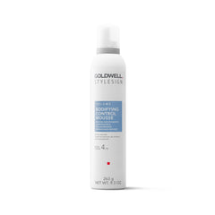 Goldwell StyleSign Bodifying Control Mousse añade volumen duradero para todo tipo de cabellos.