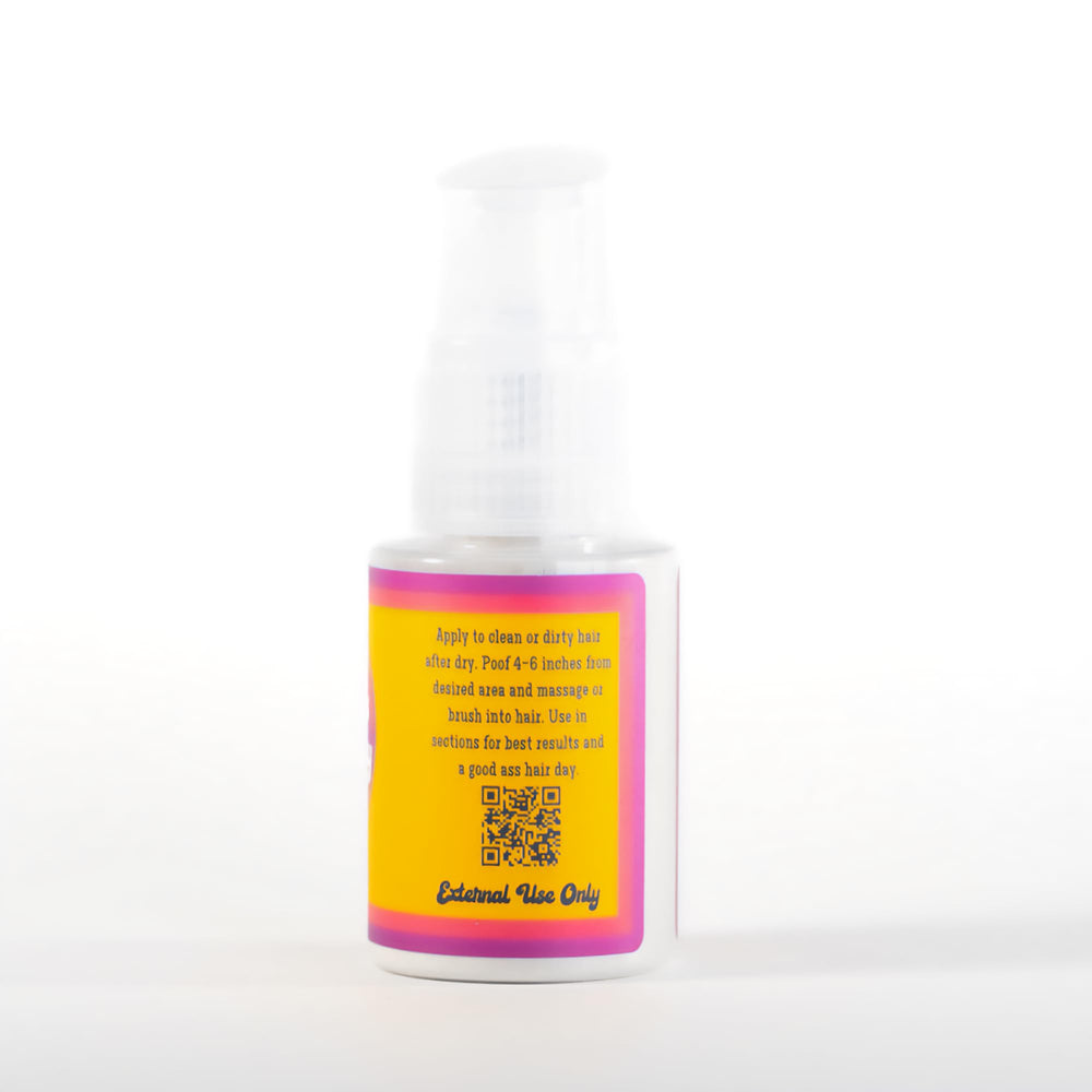 Good Ass Hair Day dry shampoo powder in dusting action delivers fast refresh.