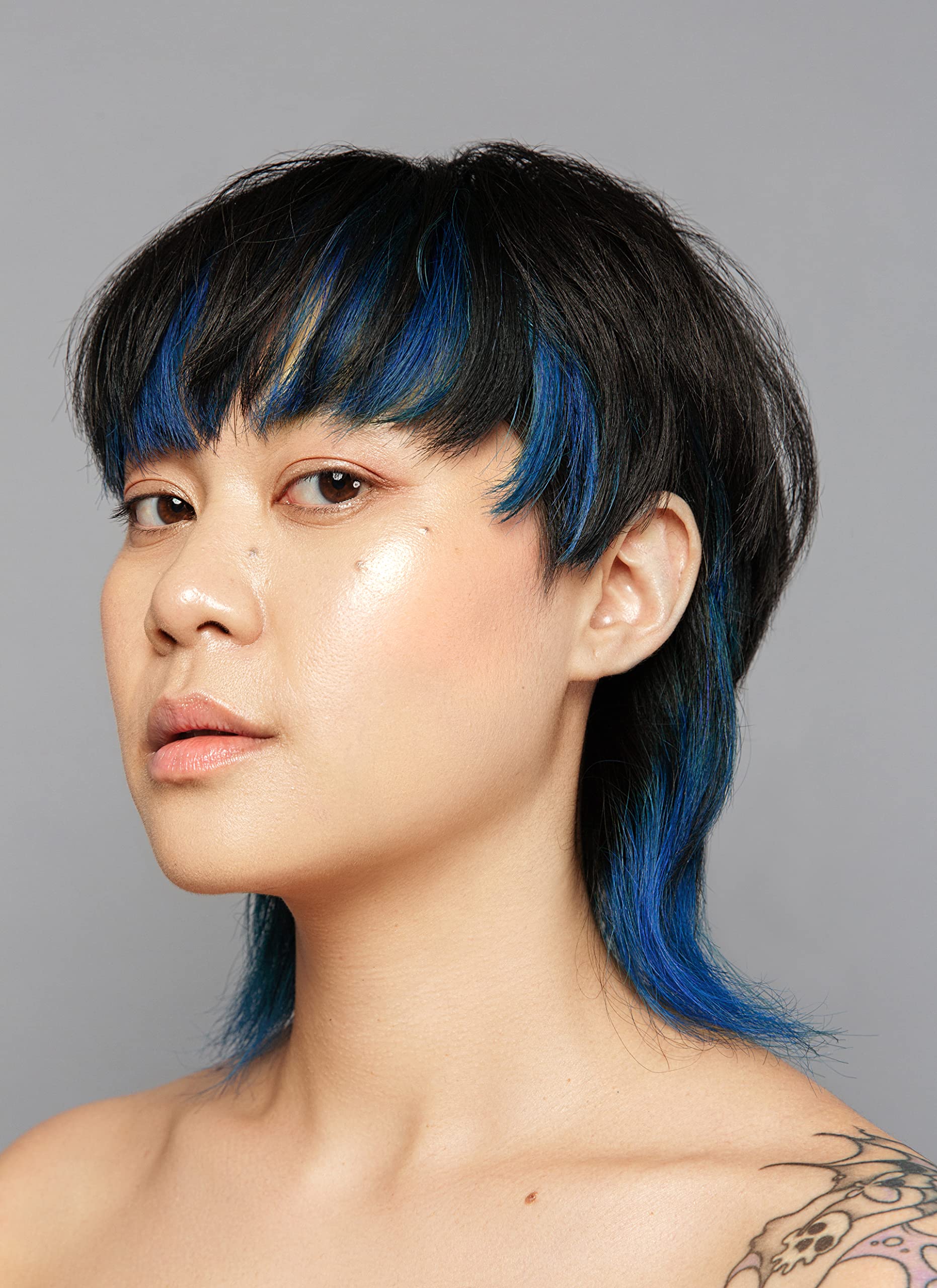 Good Dye Young Blue Ruin color application with gloves for even results