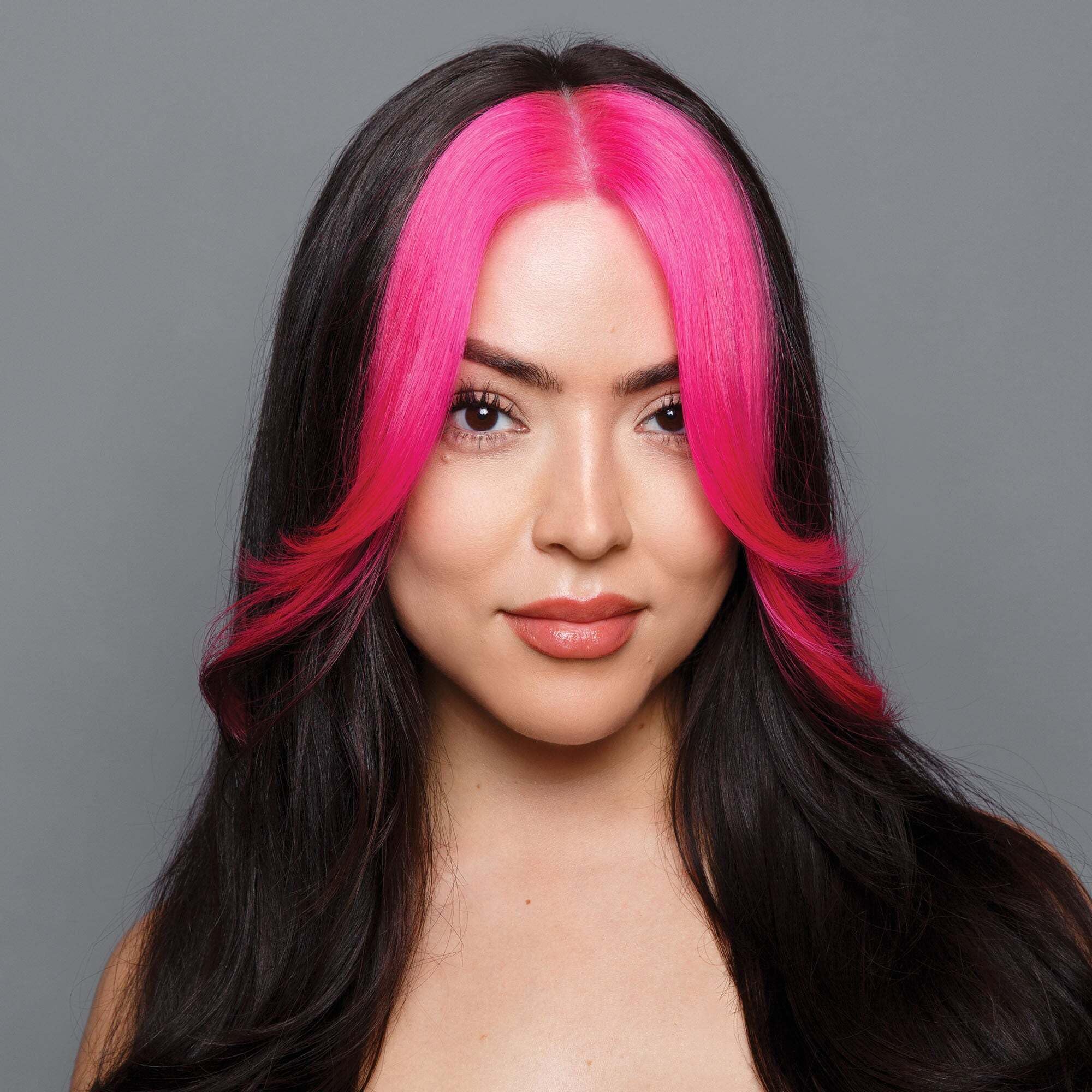 Good Dye Young ex-girl pink hair application demonstrates easy, even coverage.