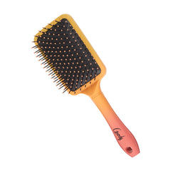Goody Dream Detangle It lightweight handle provides secure grip during brushing.
