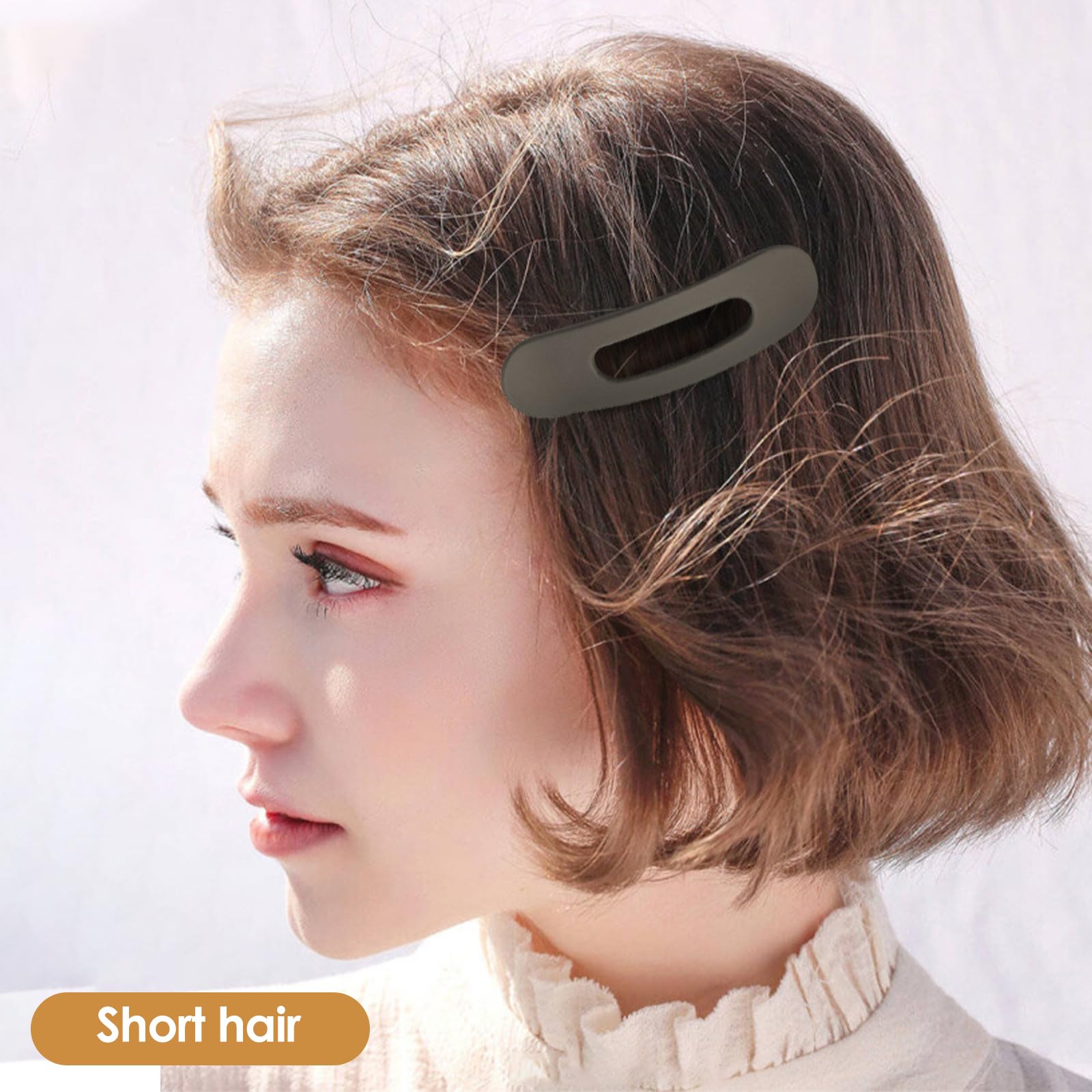 GOOWEAYY small flat hair clip in use with ponytail for quick styling.