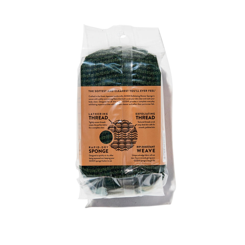 GOSHI esponja exfoliante para ducha con secado rápido tras cada uso.