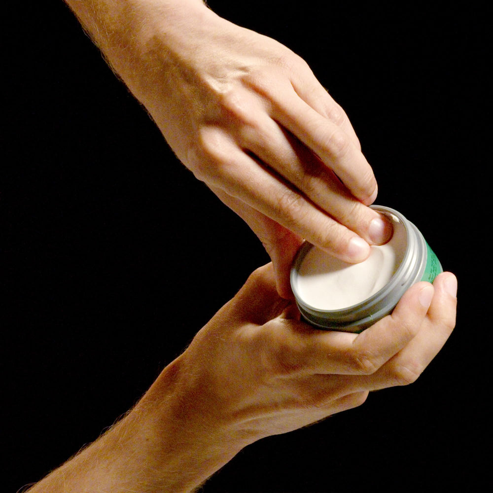 Got2b Daring Texturizing Clay sin residuo pegajoso tras lavado
