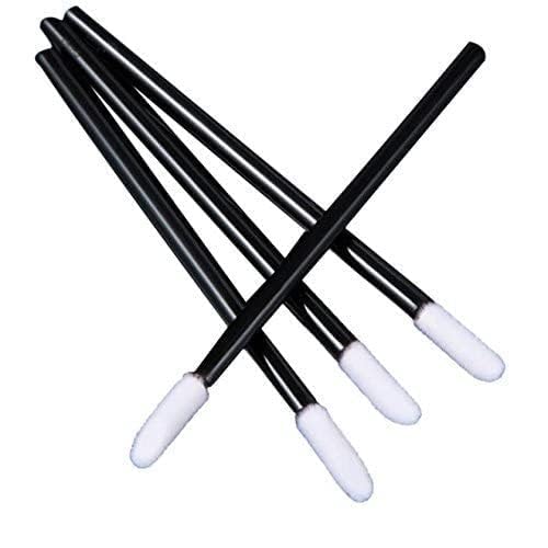 GoWorth lip brush for lipstick or gloss to prevent cross-contamination.