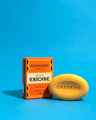 Granado Jabón de Azufre - textura cremosa para uso diario.
