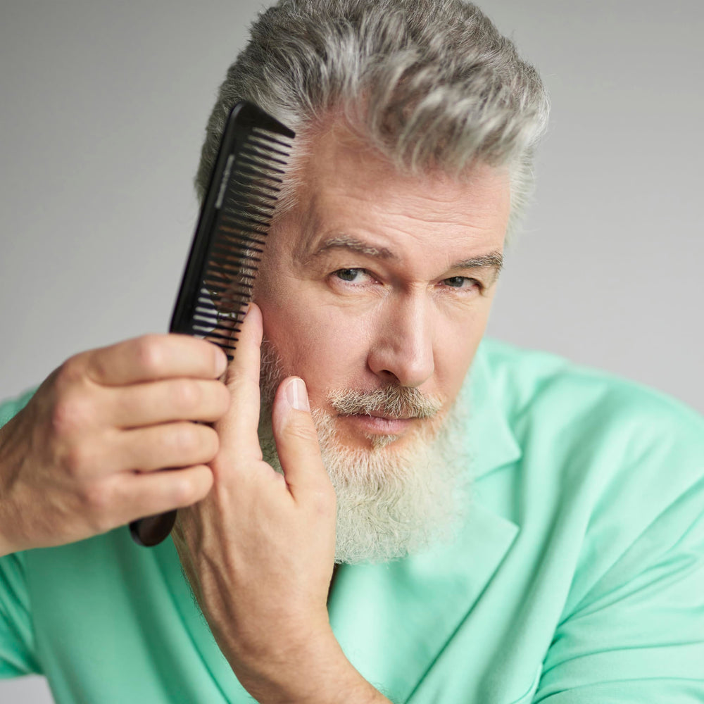 Granatan men's grooming kit, versatile for dry or wet hair