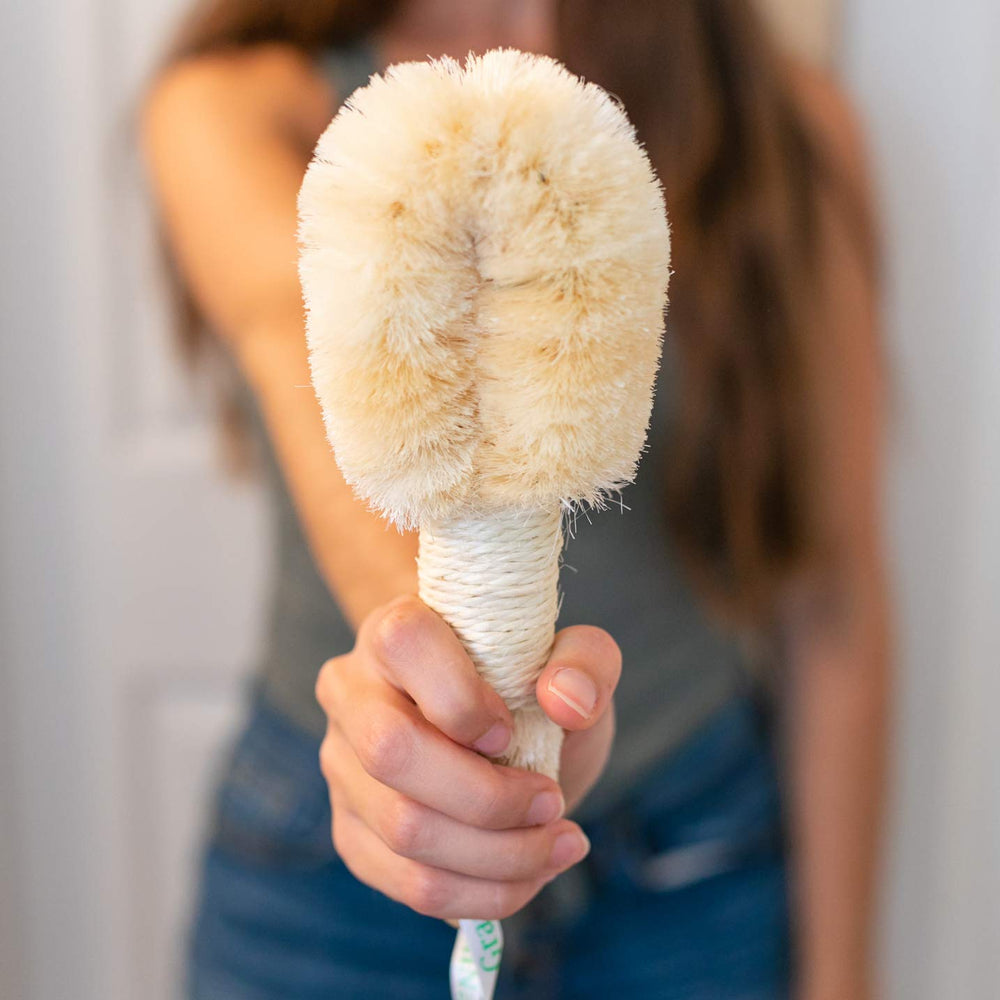 GranNaturals Bath & Shower Sisal Brush supports lymphatic drainage through brushing.