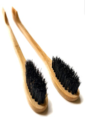 Green Beard Grmng boar bristle detail smooths flyaways gently.