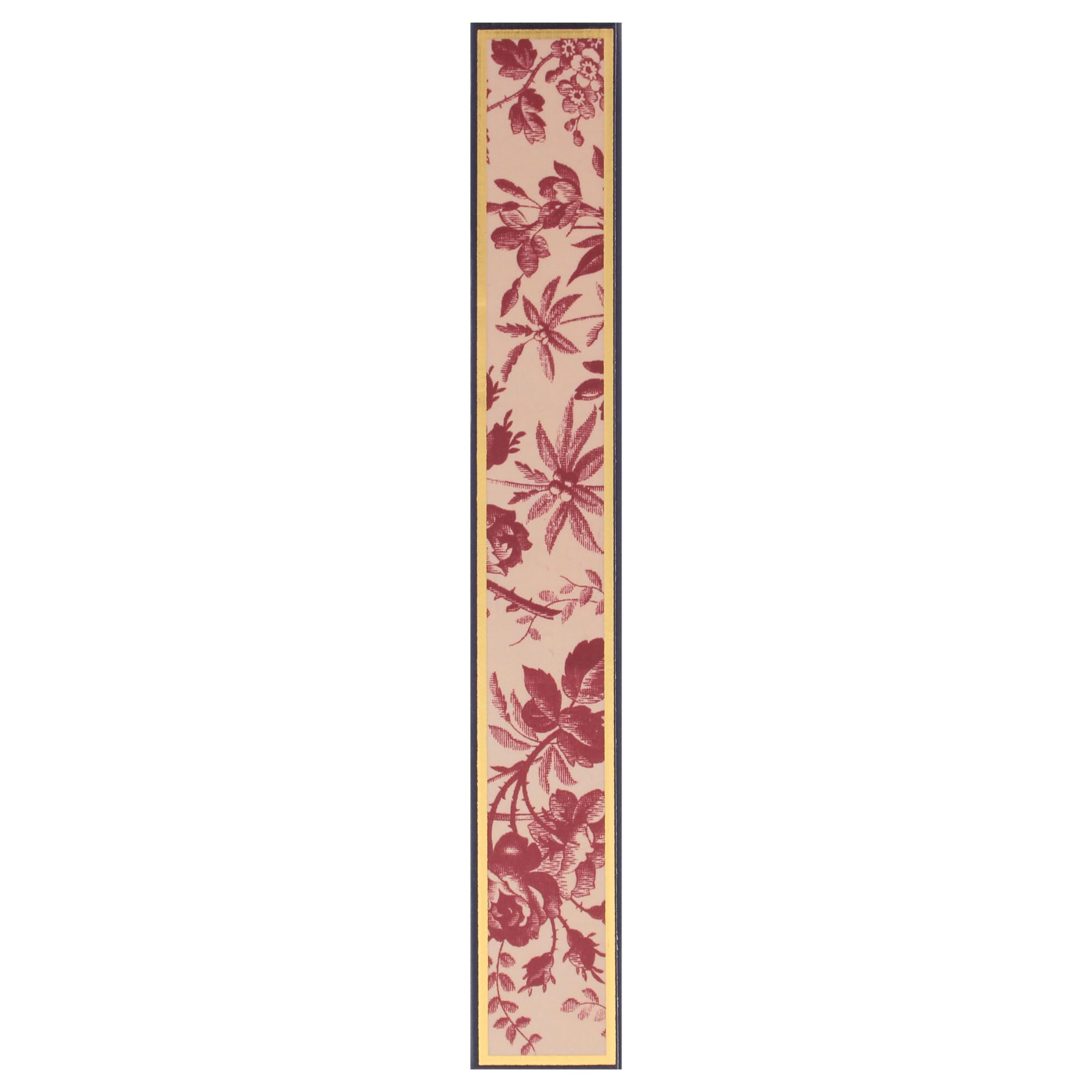 Gucci Bloom Intense logo detail emphasizes luxury heritage and recognition