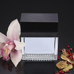 Guess Seductive Men EDT packaging box for gifting and display