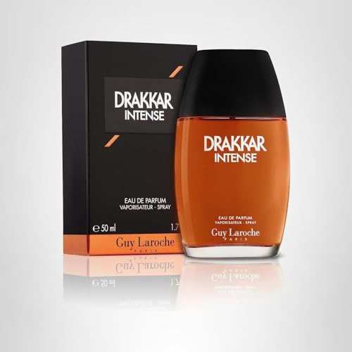 Guy Laroche Drakkar Intense spray action shows long-lasting diffusion.