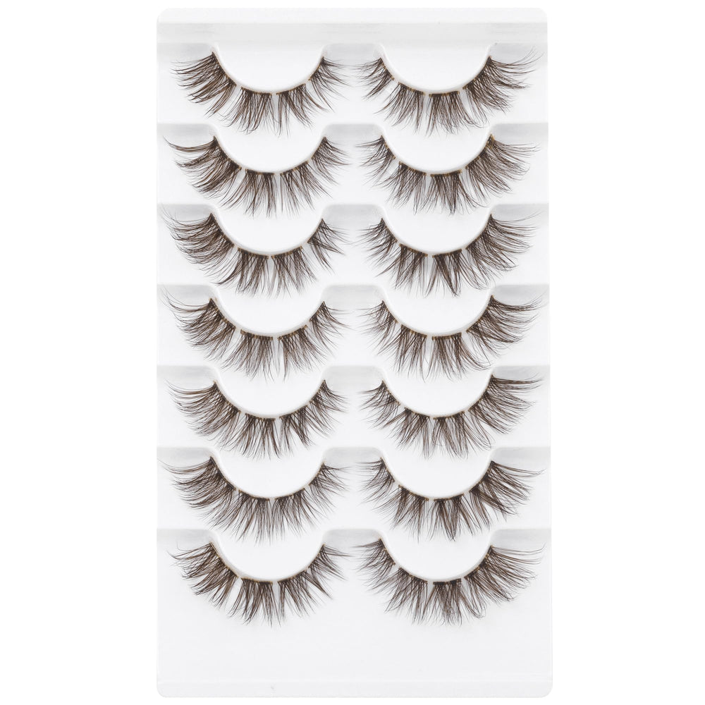 GVEFETIEE CC curl brown lashes illustrate natural lift and eye opening.