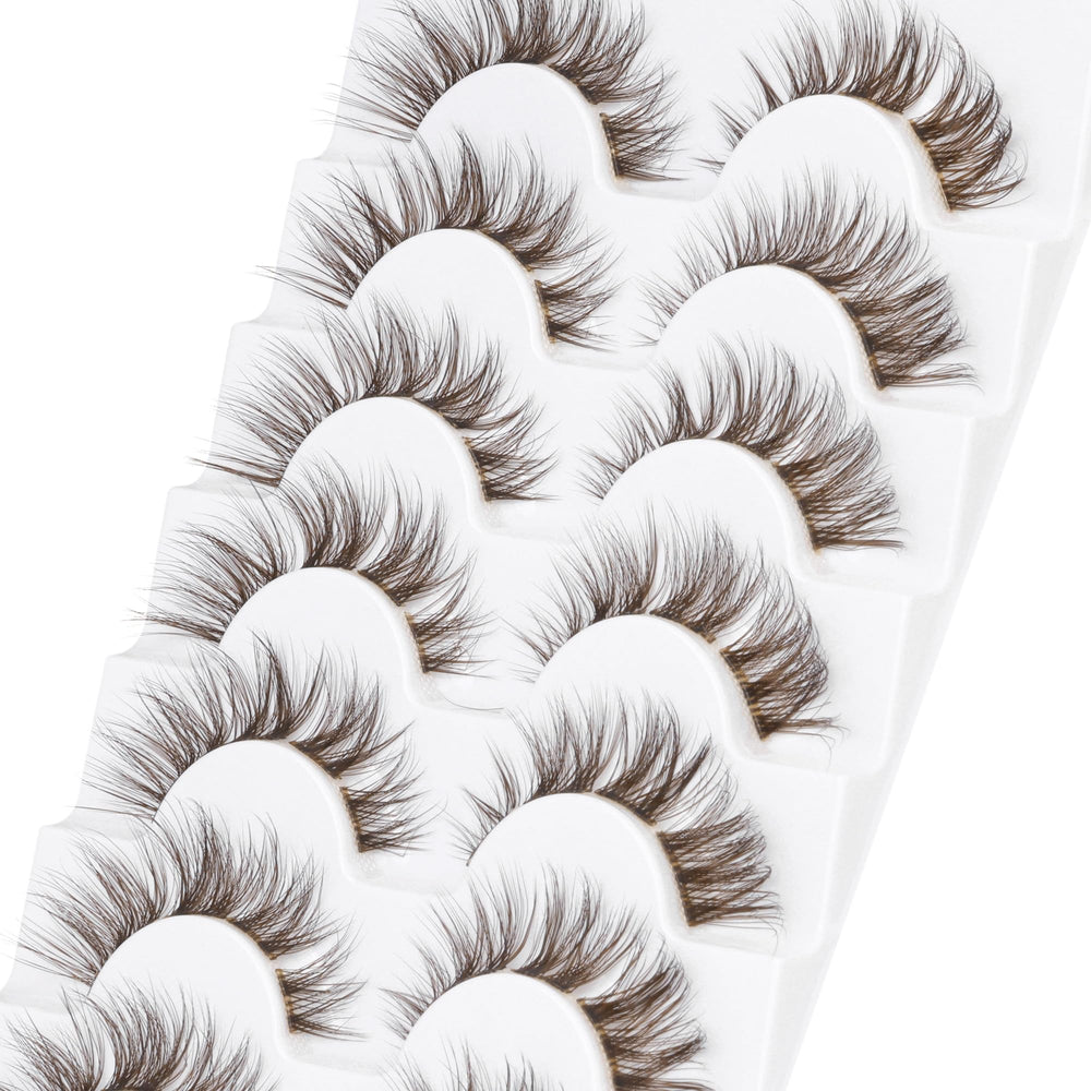 GVEFETIEE handcrafted lash clusters emphasize artisan quality and luxurious appearance.