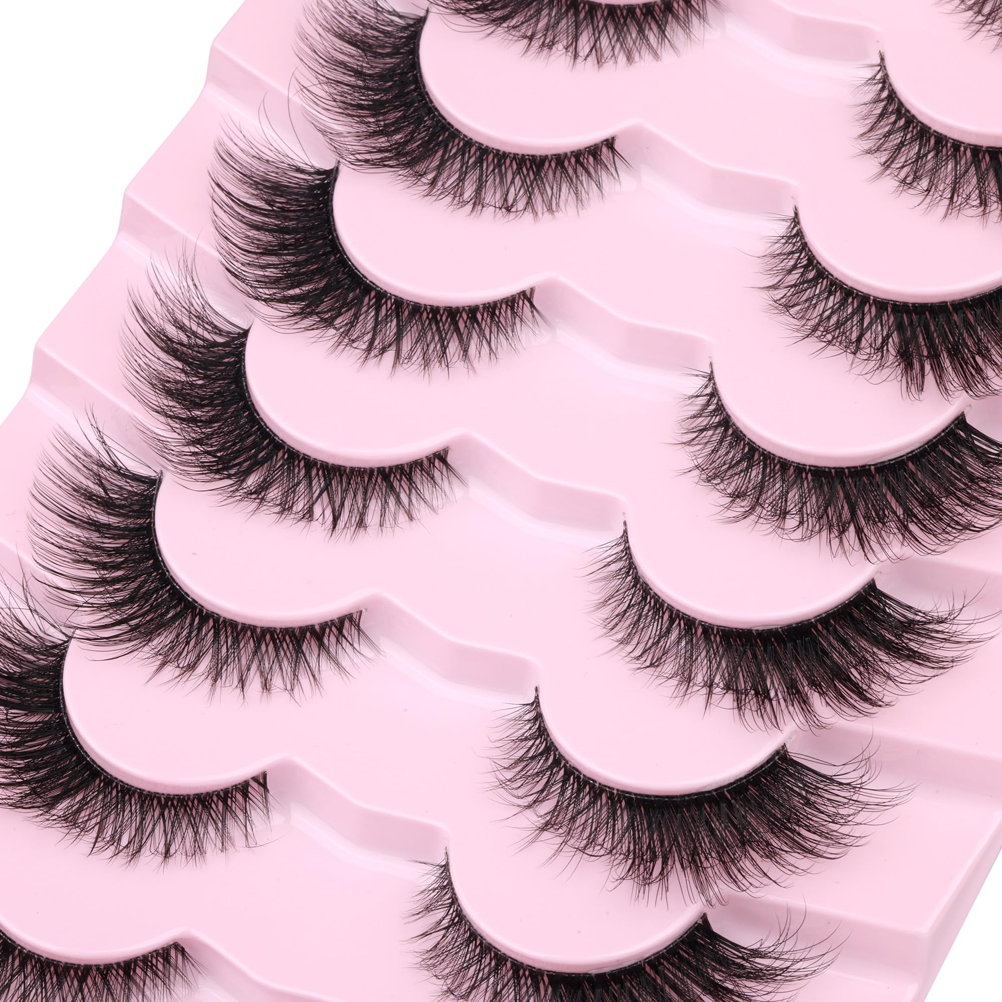 GVEFETIEE lightweight soft lashes ideal for all day wear.