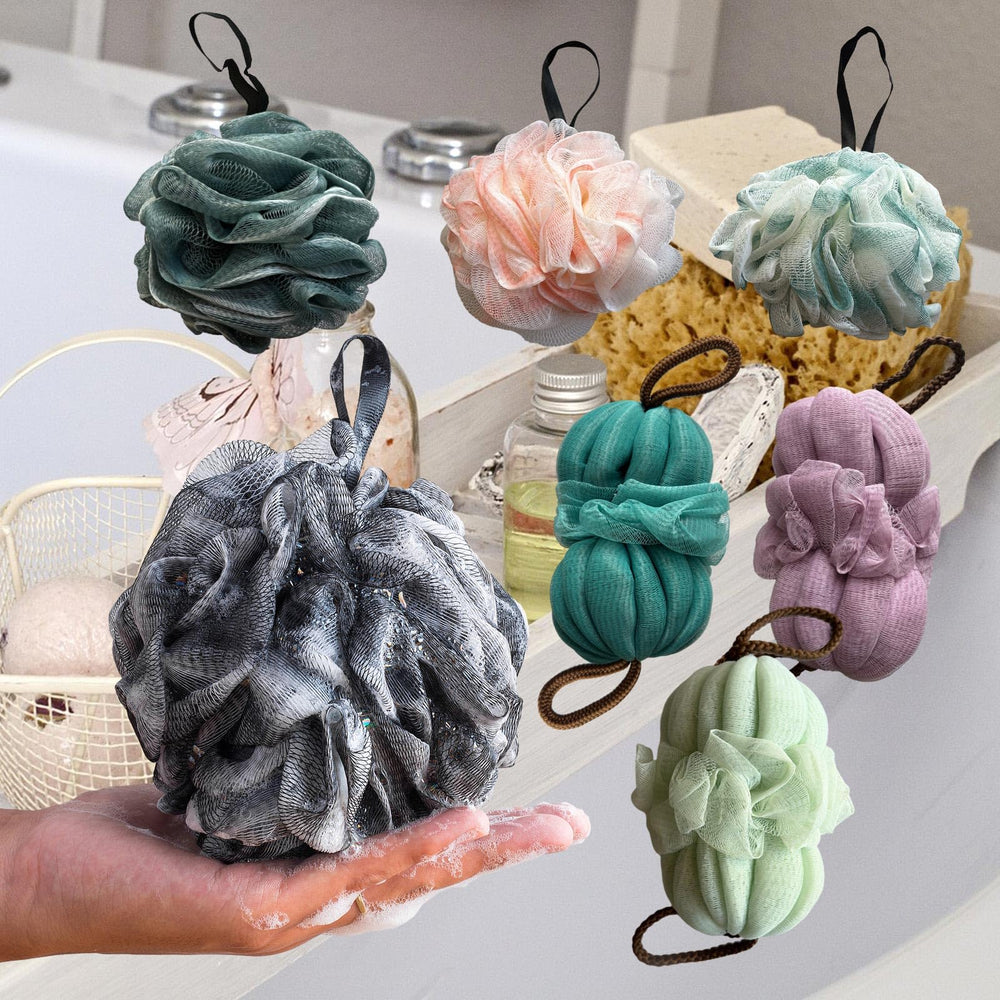 GXBTOPGO 60g back scrubber is lightweight and easy to handle
