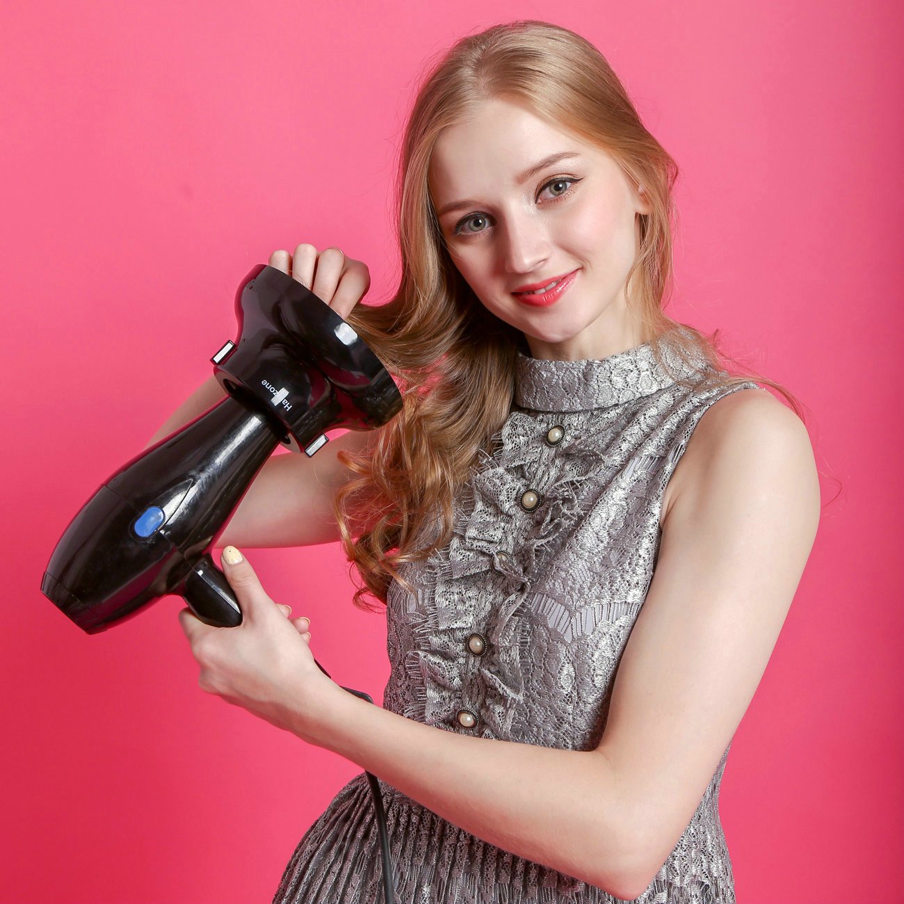 Hairizone nozzle-compatibility 1.7 to 2.6 inch image illustrating broad dryer fit