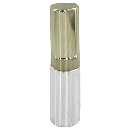 HALSTON Women’s Cologne application shot, easy spritz for day-to-night transitions.