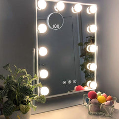 Hansong vanity mirror with lights, 12 dimmable bulbs illuminate makeup application.