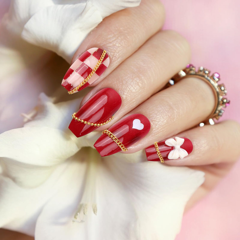 Hariendny cadenas para uñas brillo satinado, acabado lujoso para nail art.