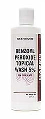 Harris Pharmaceuticals Benzoyl Peroxide 5% wash, frasco de 8 oz, ayuda a reducir bacterias del acné.