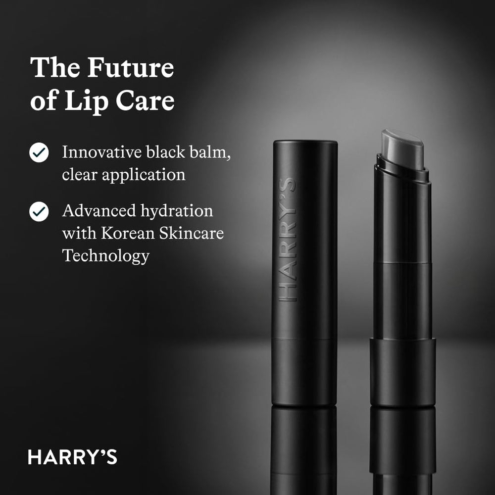 Acabado natural del balsamo labial negro de Harry's.