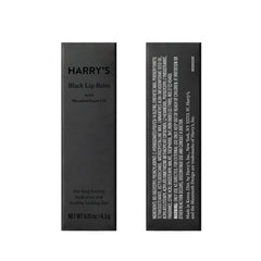 Aplicación de Harry's balsamo labial negro para labios.