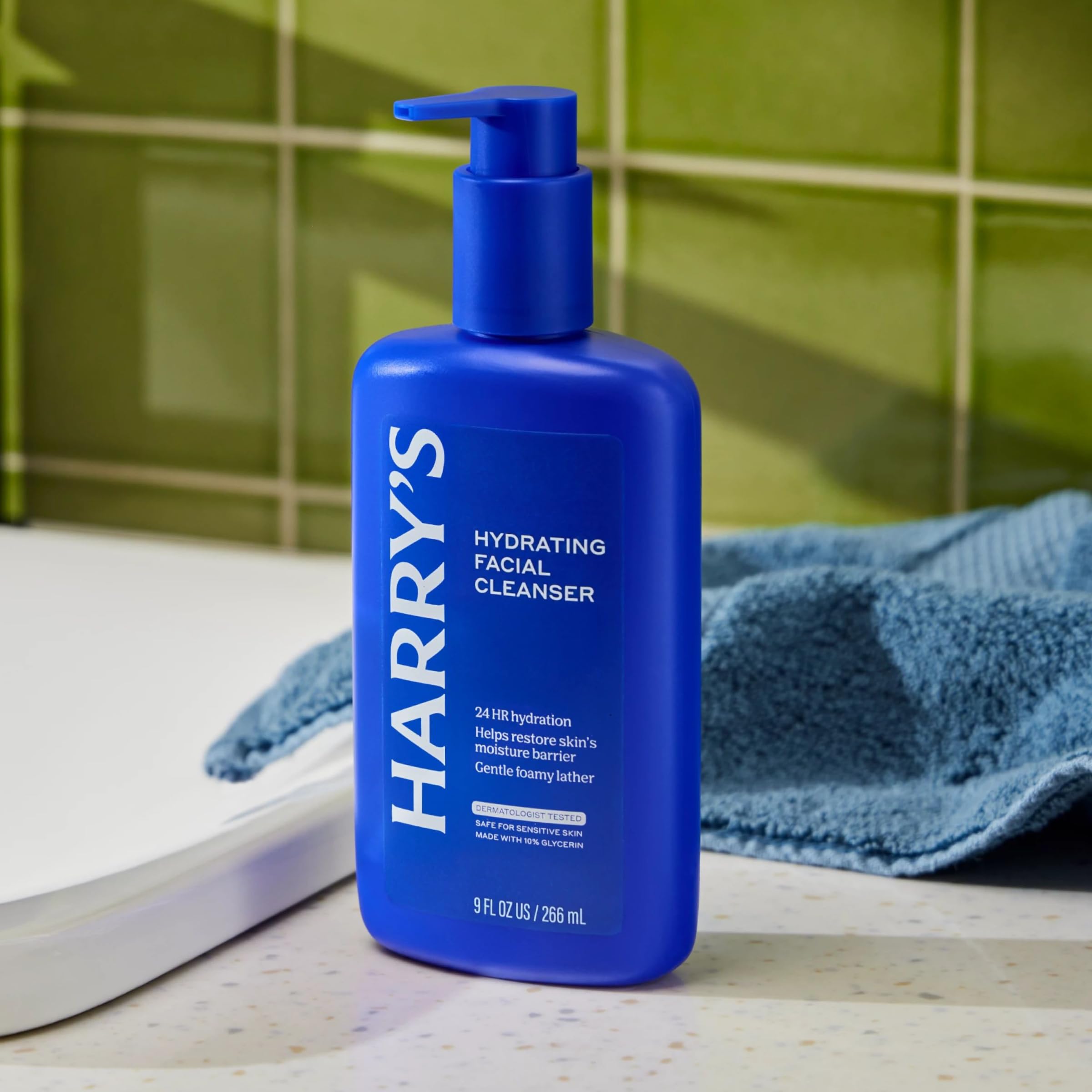 Harry's limpiador facial hidratante, apto para piel sensible y uso diario.