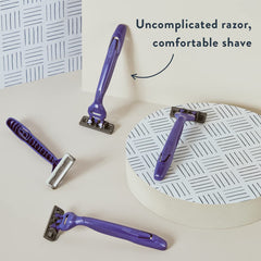 Harry's razor lubricating strip for effortless glide and comfort.