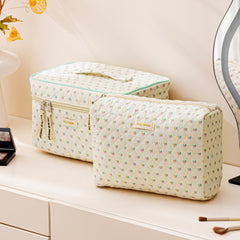 HBselect multi-purpose makeup bag organizer keeps brushes neatly stored.