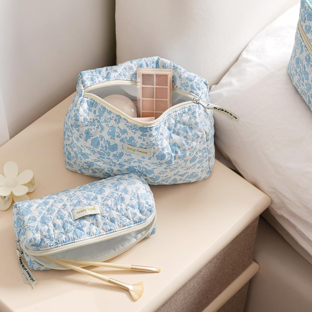 HBselect multi-purpose makeup pouch suitable as storage and toiletries bag.