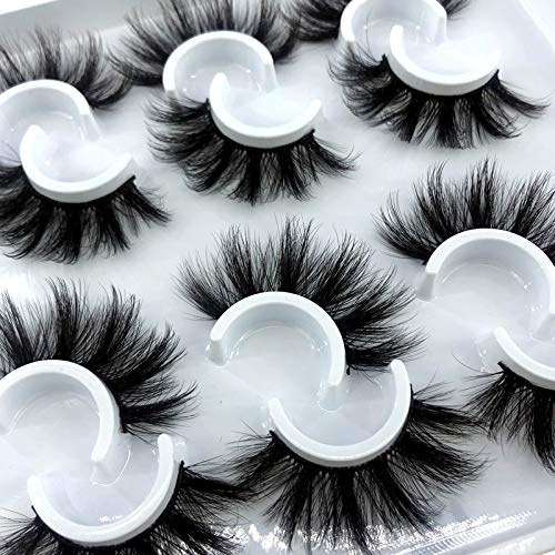 HBZGTLAD handmade lashes with soft fibers for comfortable all-day wear.