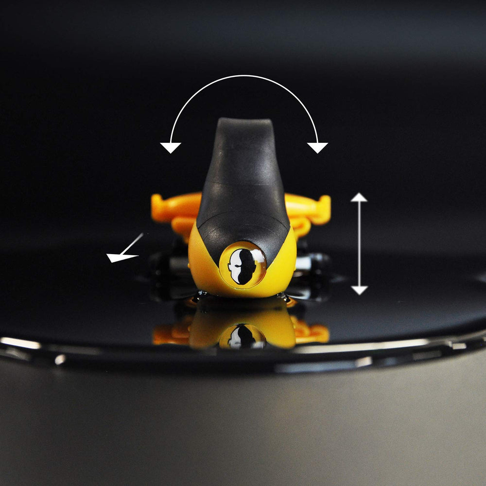 HeadBlade Moto side grip, palm-friendly control for precise shaving