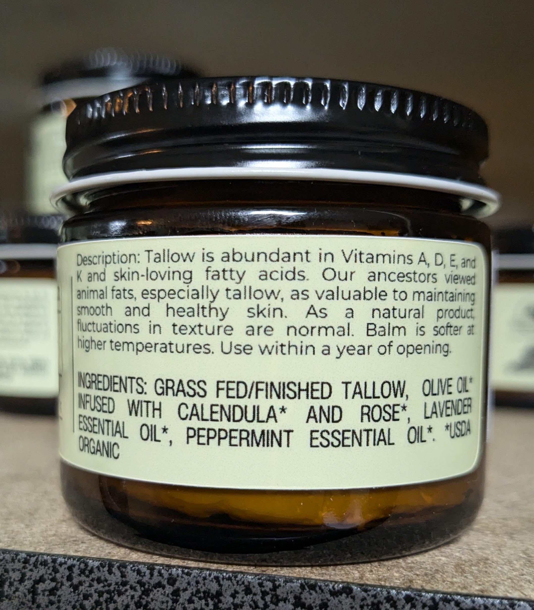Hearth and Homestead lavender peppermint scent provides a clean, calming aroma.