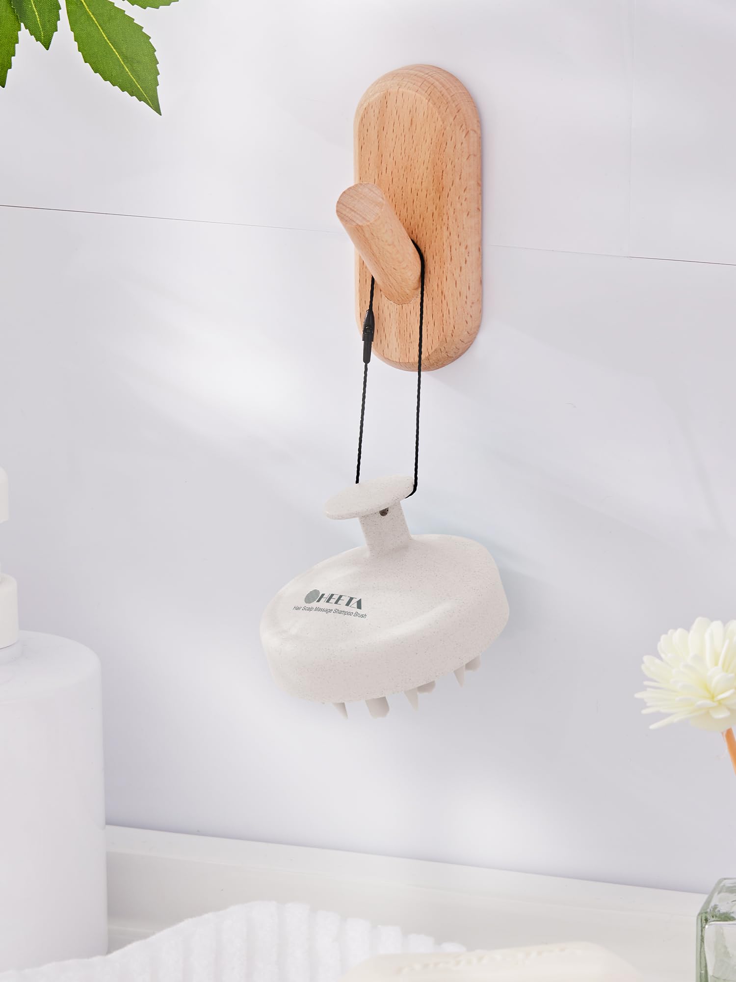 HEETA dense and thin bristles reach roots for thorough cleansing