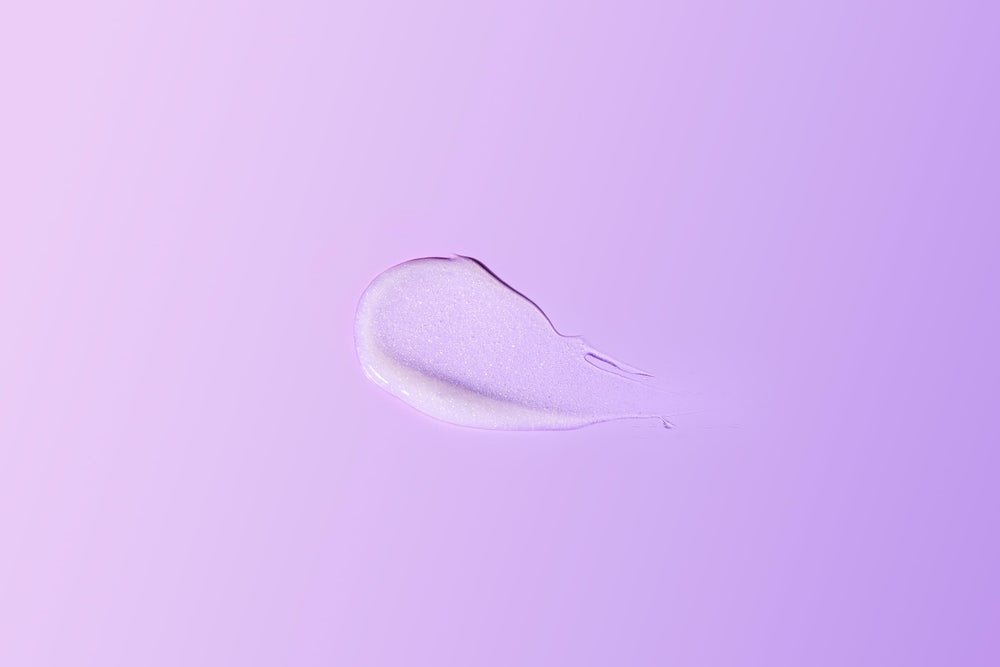 Extracto de orquídea ayuda a suavizar labios durante el uso.