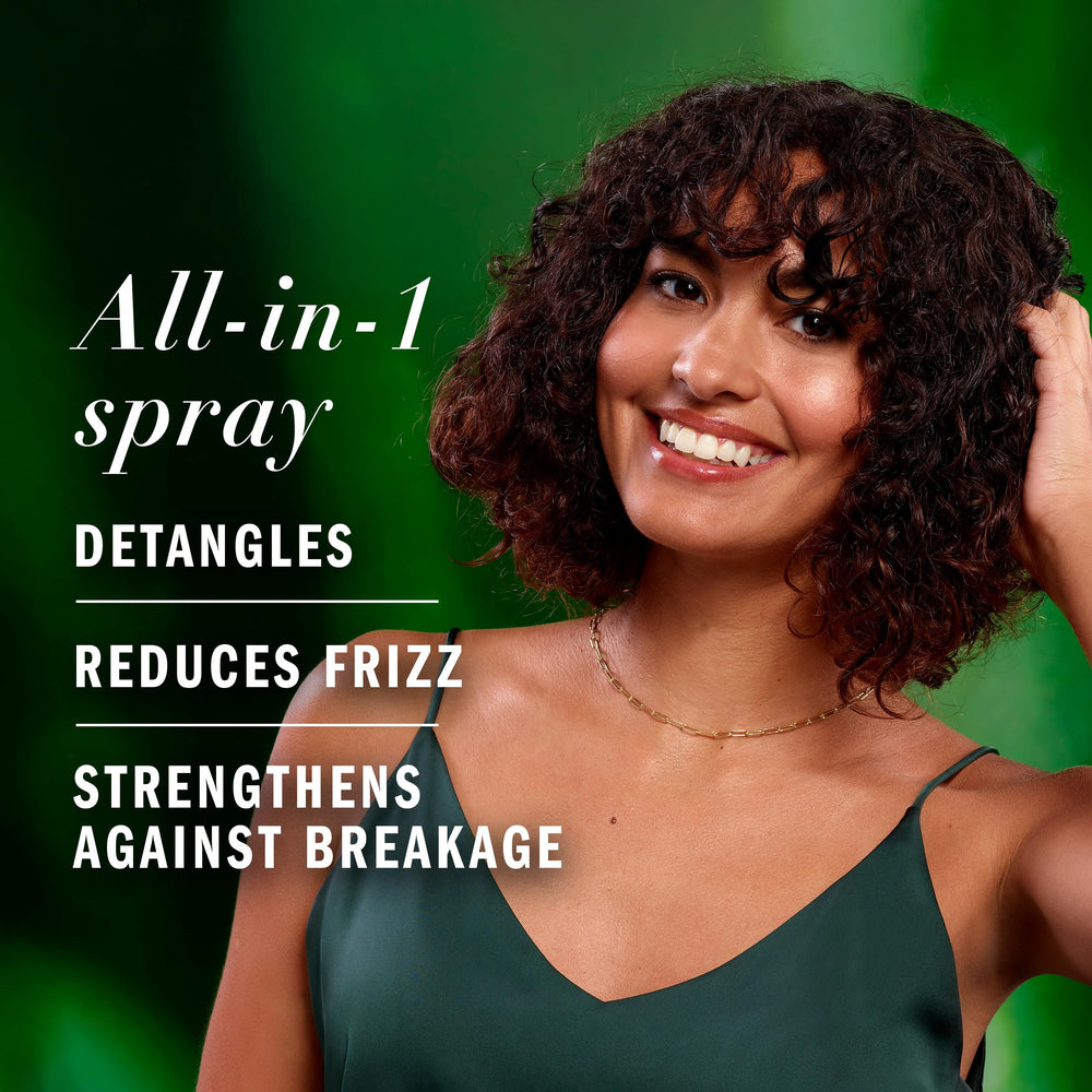 cabello con brillo natural tras usar Herbal Essences All-in-1 Nourishing Spray.