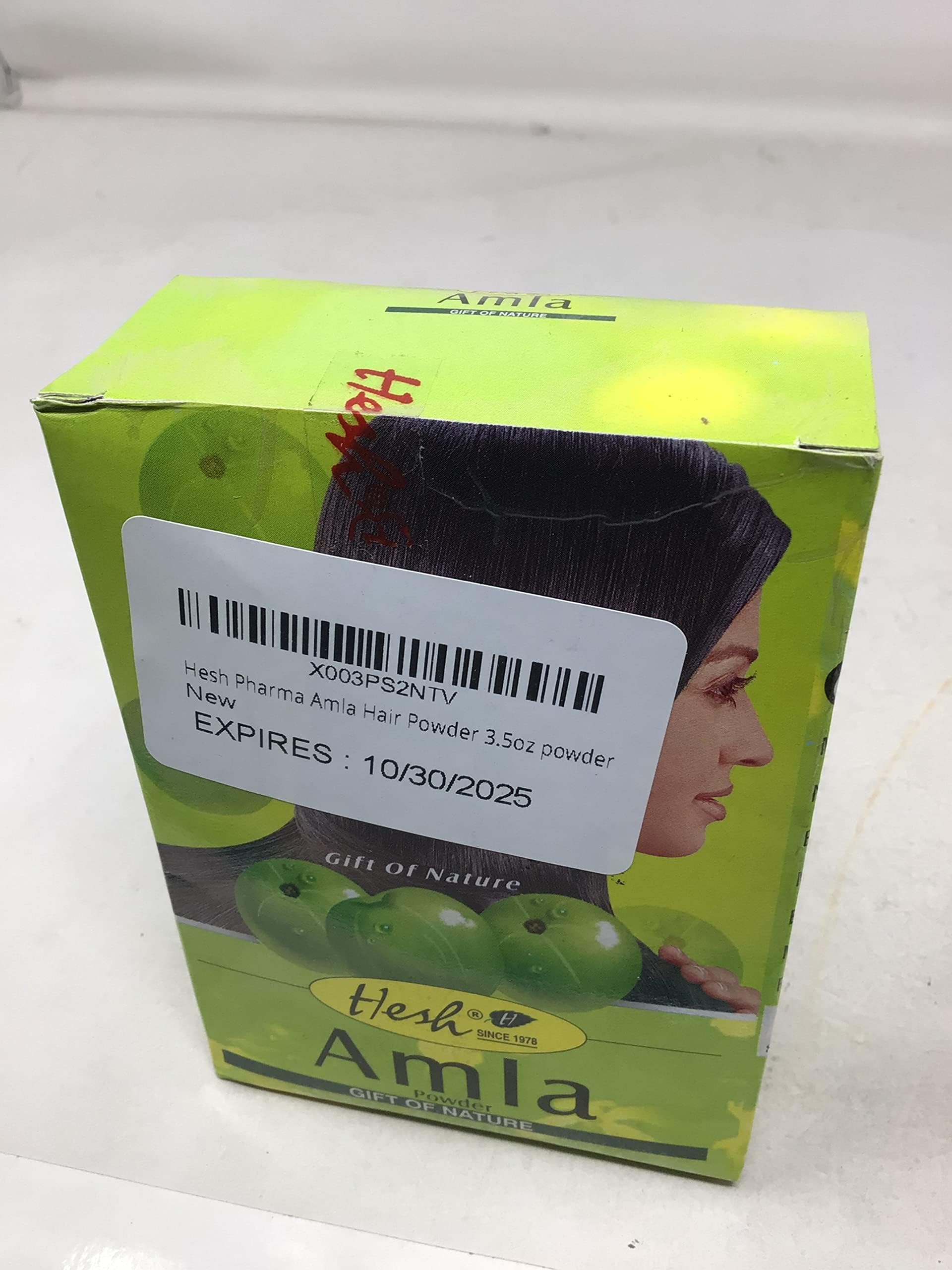 Brillo natural en el cabello con Polvo de Amla de Hesh Pharma.