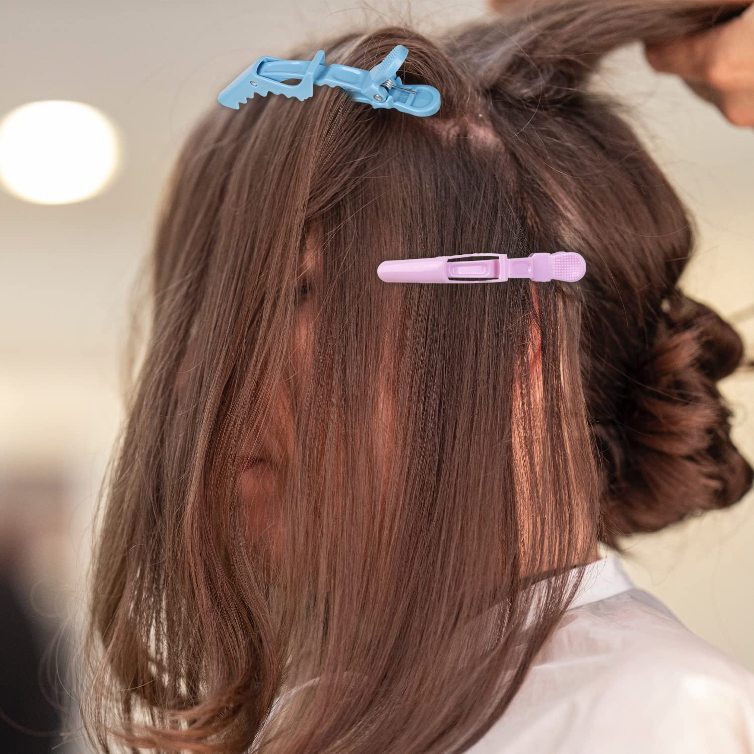 HH&LL durable lightweight clip combines strength and ease of use.