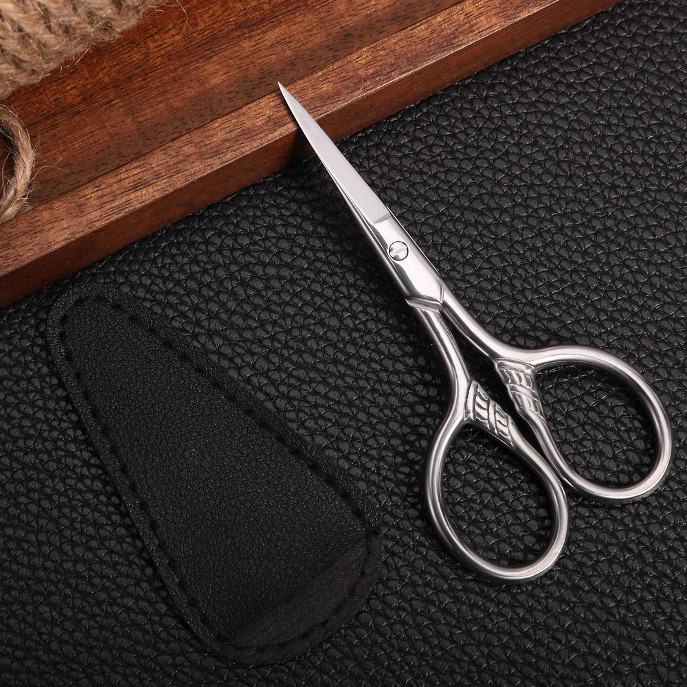 Hitopty compact scissors in a travel-friendly case for quick touch-ups.