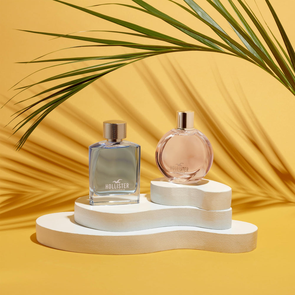 Hollister Wave Men EDT box with branding, premium presentation for gifting or personal use.