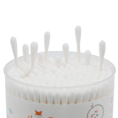 HOMEFOX organic cotton swabs provide natural, chlorine-free material for delicate tasks.