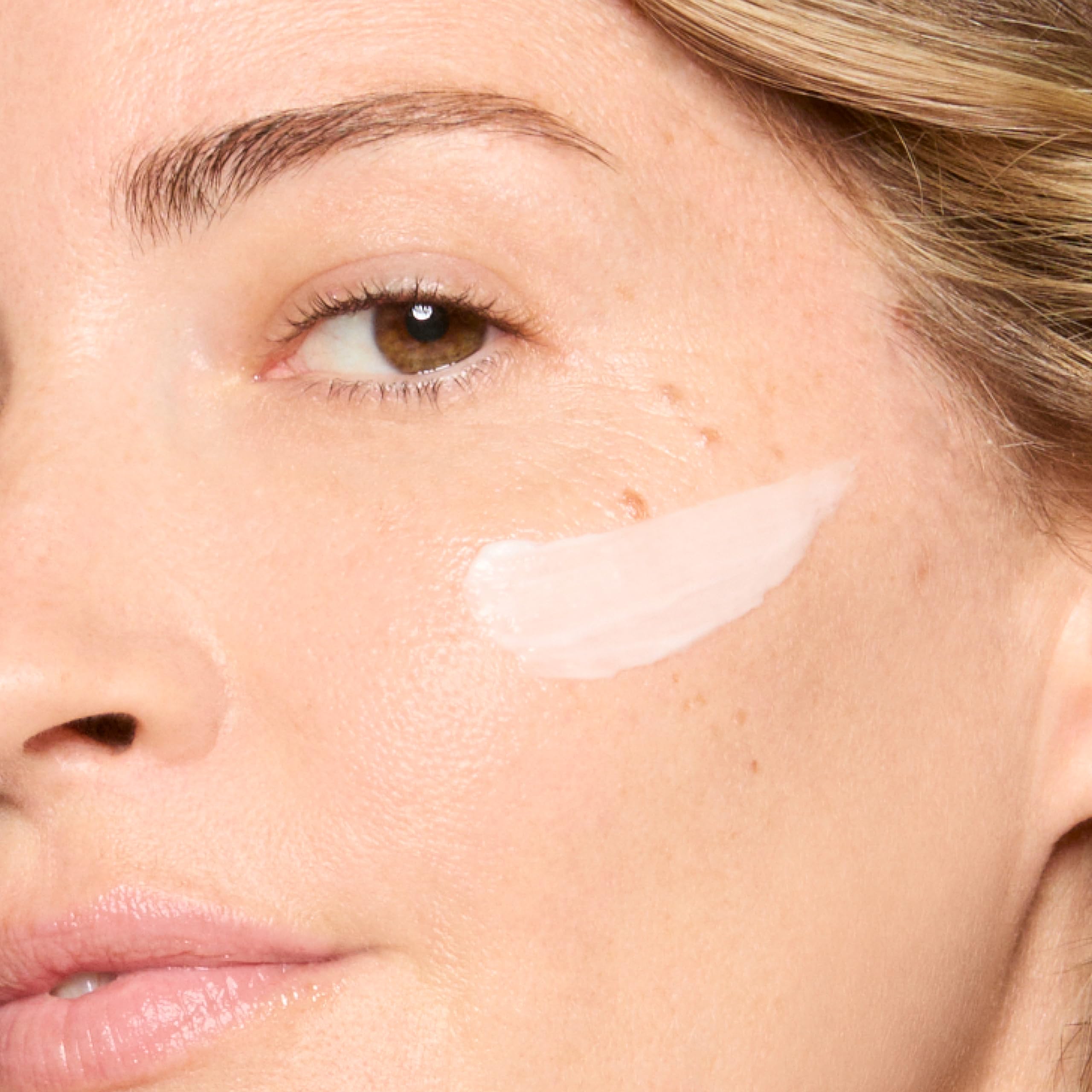 Honest Beauty vegan hypoallergenic formula packaging for clean beauty.