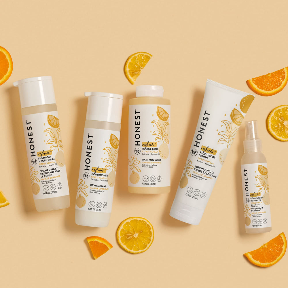 Honest bottle shown at 4 fl oz for travel-friendly detangling.