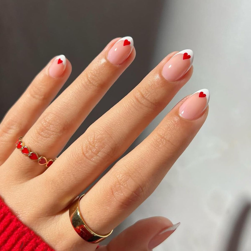 HPYFOI uñas postizas en almendra corta con diseño de corazón rojo para un look romántico