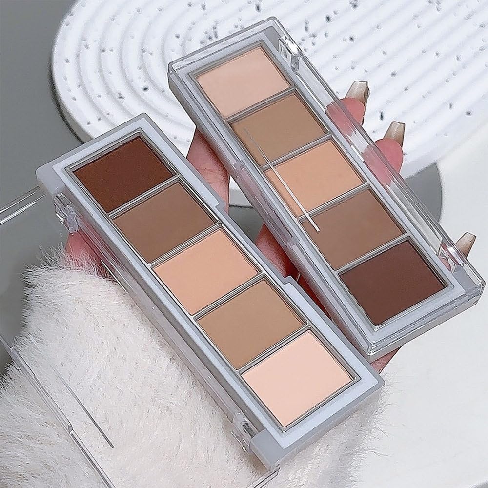 Hxssll Mini Palette cruelty-free badge signals vegan formulation.