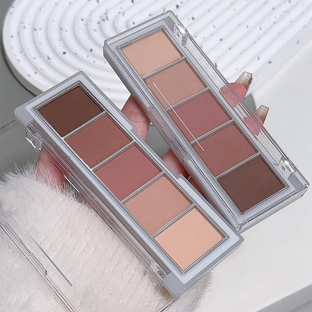 Hxssll Mini Matte Palette delivers everyday looks with easy blending.