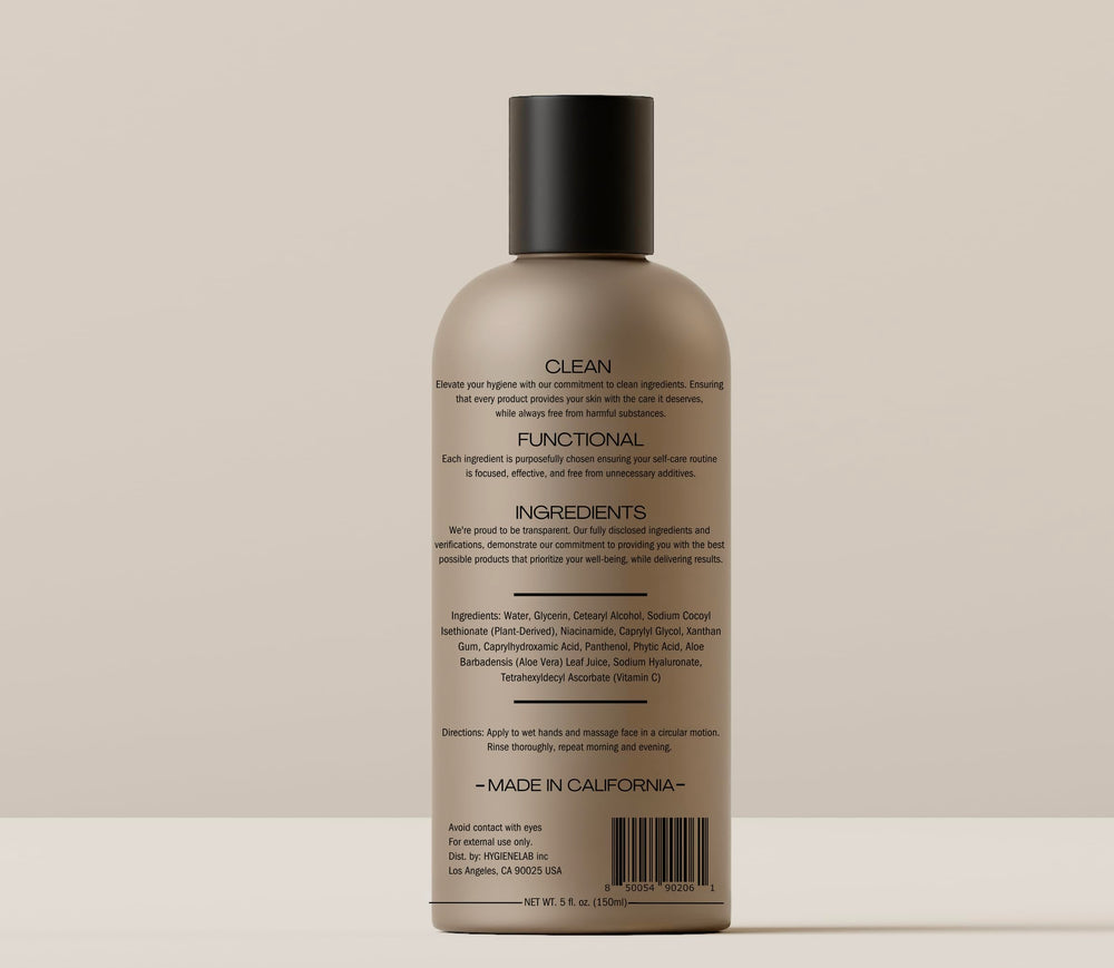 HygieneLab Face Wash Aloe soothing moisture on skin.